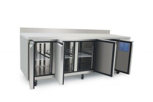 4-Türiger Tiefkühltisch GN1/1 Edelstahl 560 Liter